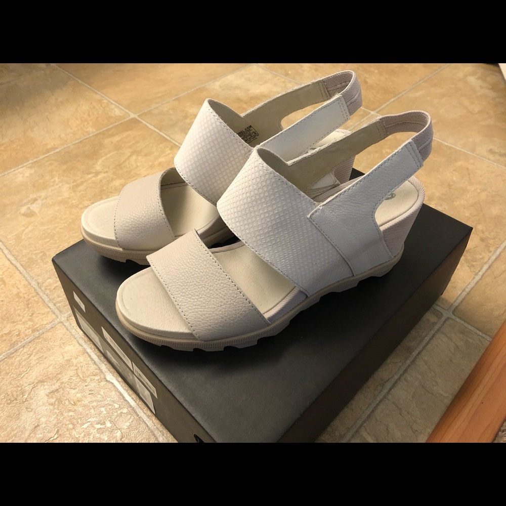 Women Sorel Joanie ll Slingback shoe, size 9!